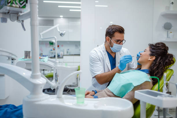 Brownsville, FL Dental Services Company